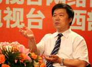 姚引良副省长介绍救灾援建工作